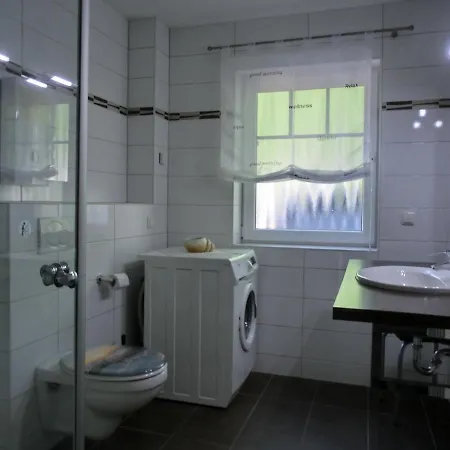 Appartement Ferienwohnung U1 *